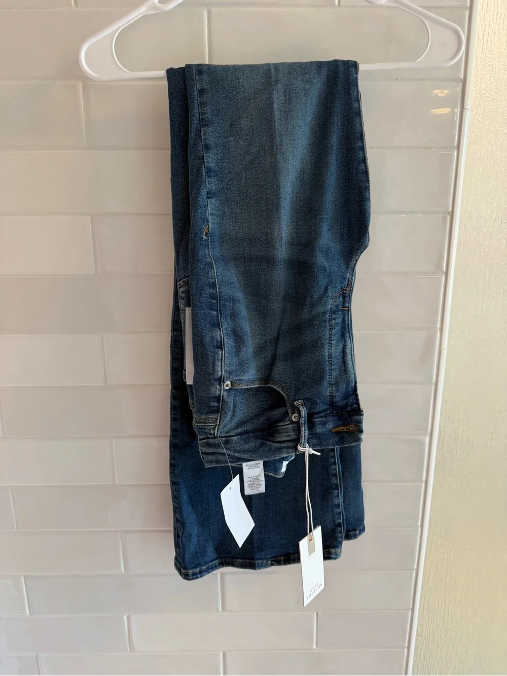 Good American Good Legs Flare Jeans - Dark Blue Blue004